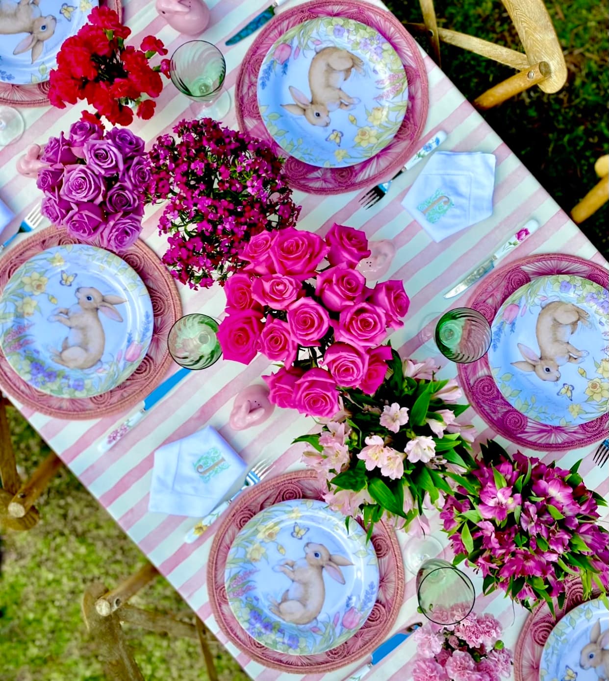 La importancia de las flores en tu mesa – Las Mesas de Juana